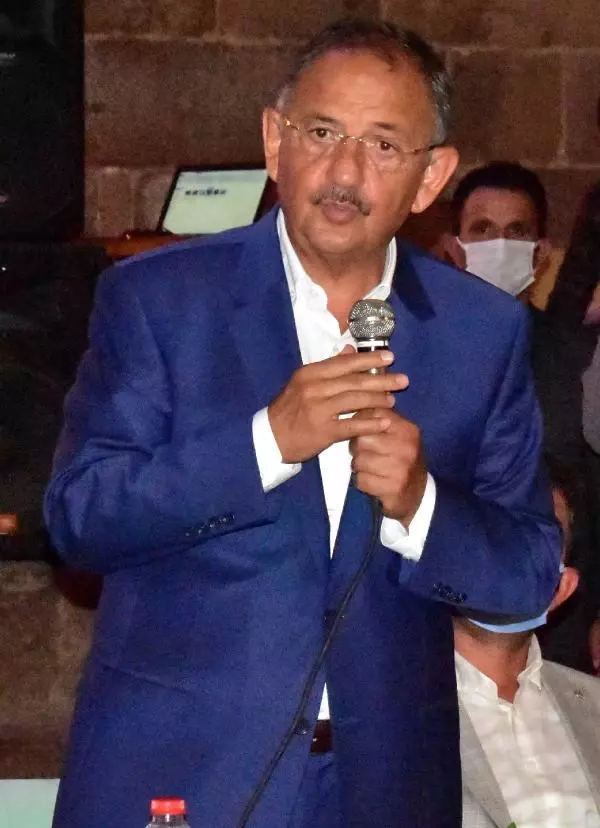 ÖZHASEKİ: PANDEMİ KOALİSYON HÜKÜMETLER DÖNEMİNE DENK GELSEYDİ MİLLET BİTERDİ ÖZHASEKİ: PANDEMİ KOALİSYON HÜKÜMETLER DÖNEMİNE DENK GELSEYDİ MİLLET BİTERDİ