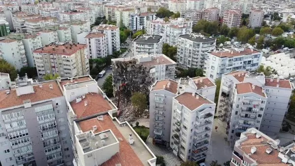 Deprem sonraları aranan adam Prof. Dr. Ahmet Ercan konuştu: 6,8 veya 6,9'luk deprem gelebilir Deprem sonraları aranan adam Prof. Dr. Ahmet Ercan konuştu: 6,8 veya 6,9'luk deprem gelebilir