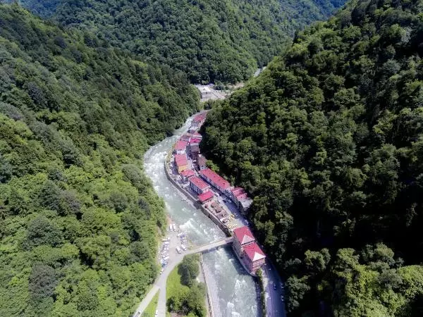 Son dakika haberi | Rize'de sel riski altındaki 665 yapı için harekete geçildi Son dakika haberi | Rize'de sel riski altındaki 665 yapı için harekete geçildi