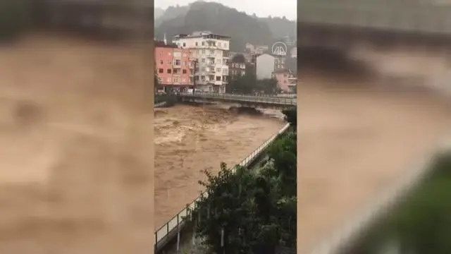 Sağanak nedeniyle dereler taştı, tarım arazileri ve yollarda hasar oluştu (3) Sağanak nedeniyle dereler taştı, tarım arazileri ve yollarda hasar oluştu (3)