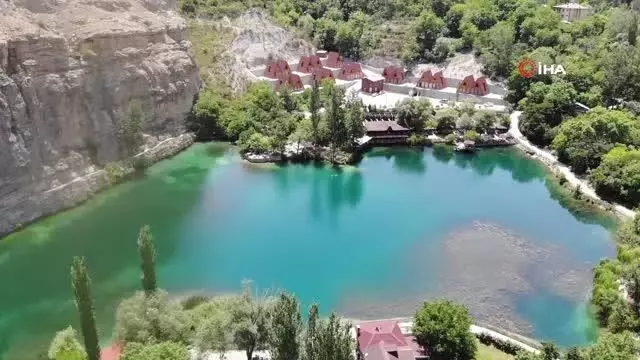 Saklı Cennet 'Yedigöller' kısıtlamasız bayramda misafirlerini ağırlıyor Saklı Cennet 'Yedigöller' kısıtlamasız bayramda misafirlerini ağırlıyor