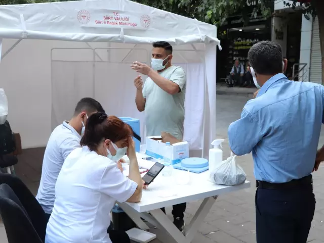 Her gün bir mahallede mobil Kovid-19 aşı çadırı kurulacak