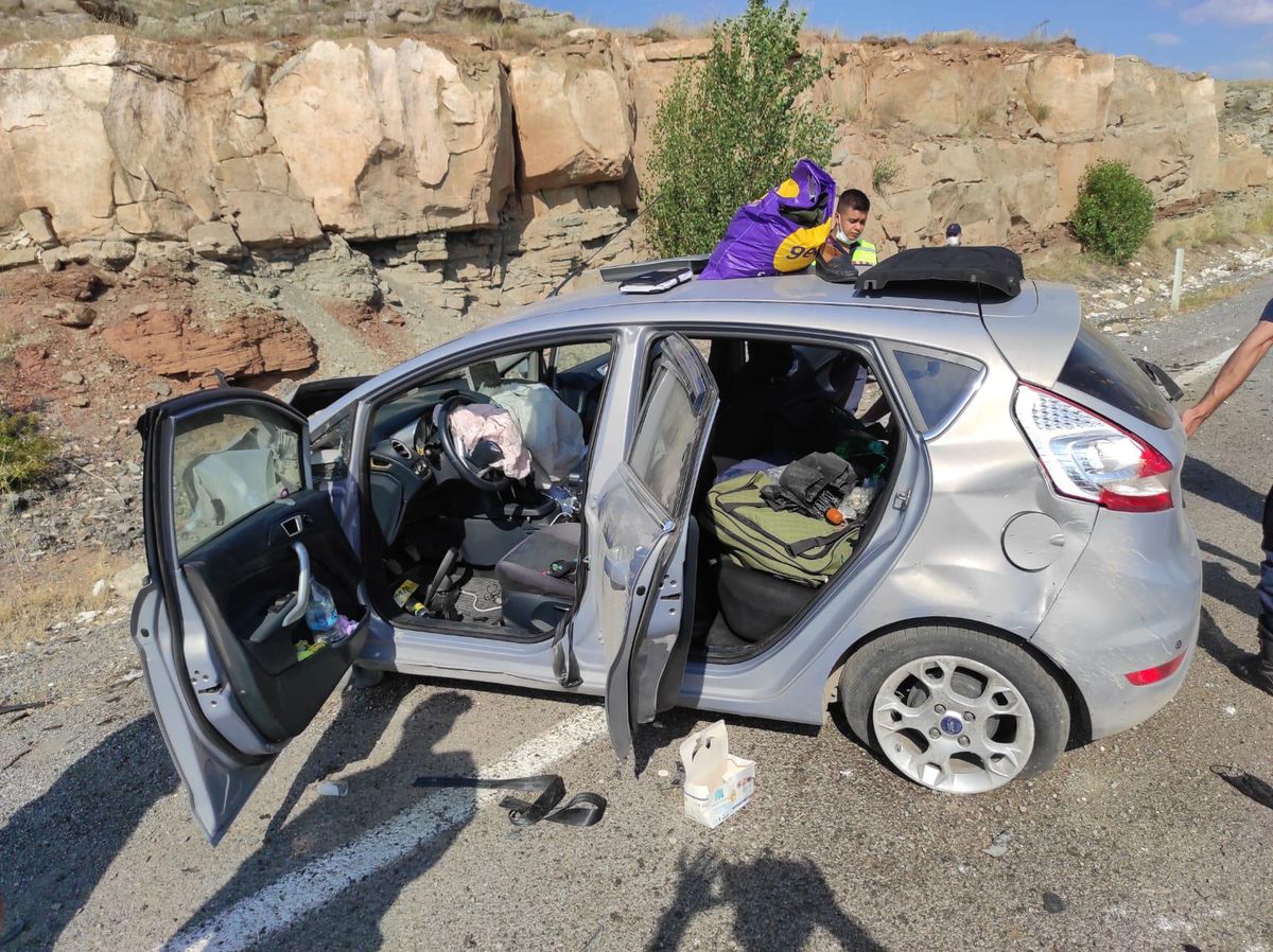 Sivas'ta trafik kazası: 1 ölü, 1 yaralı