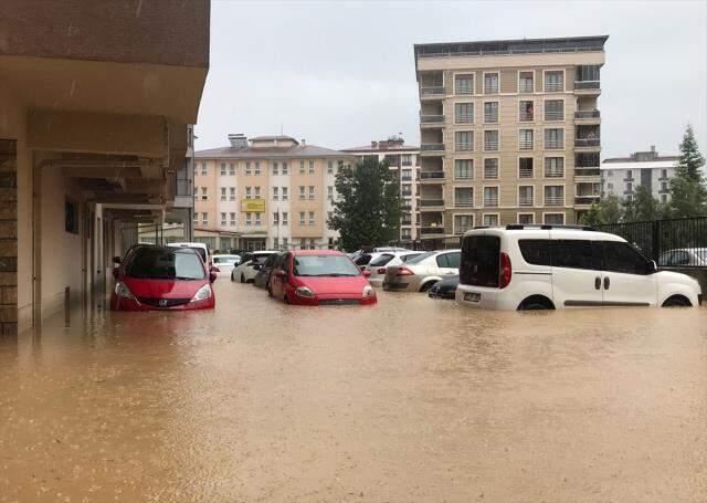 Son Dakika! Bakan Soylu: Artvin'deki sel felaketine patlayan barajın neden olduğu iddiaları doğru değil Son Dakika! Bakan Soylu: Artvin'deki sel felaketine patlayan barajın neden olduğu iddiaları doğru değil