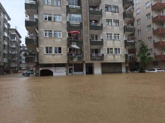 Son Dakika! Bakan Soylu: Artvin'deki sel felaketine patlayan barajın neden olduğu iddiaları doğru değil Son Dakika! Bakan Soylu: Artvin'deki sel felaketine patlayan barajın neden olduğu iddiaları doğru değil