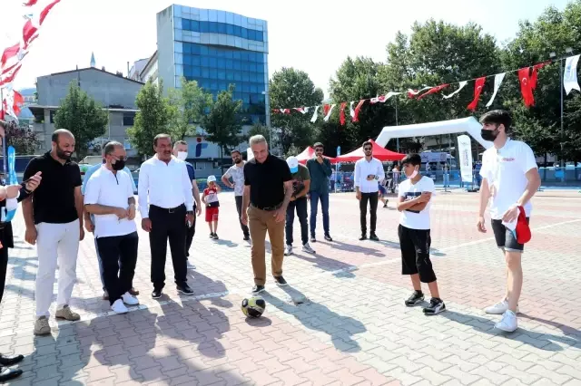 Sultangazi'de çocuklara bayram sürprizi