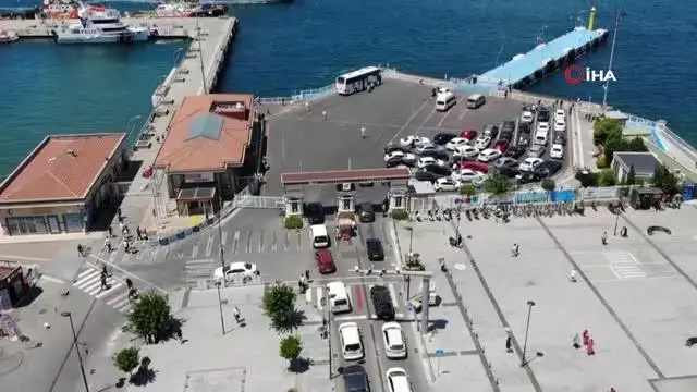 Tatilcilerin dönüş çilesi başladı Tatilcilerin dönüş çilesi başladı