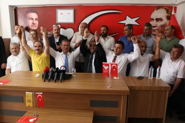 TDP Genel Başkanı Mustafa Sarıgül, partililerle buluştu