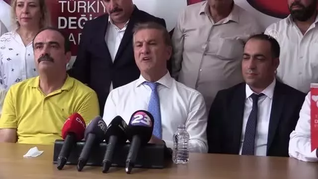 TDP Genel Başkanı Mustafa Sarıgül, partililerle buluştu