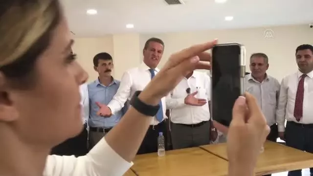 TDP Genel Başkanı Sarıgül, partisinin Malatya İl Teşkilatı ile bir araya geldi TDP Genel Başkanı Sarıgül, partisinin Malatya İl Teşkilatı ile bir araya geldi