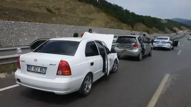Trafik kazalarında 8 kişi yaralandı