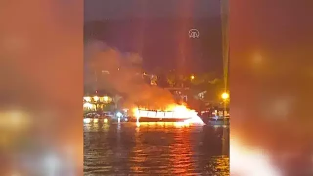 Son dakika! Tur teknesinde yangın çıktı