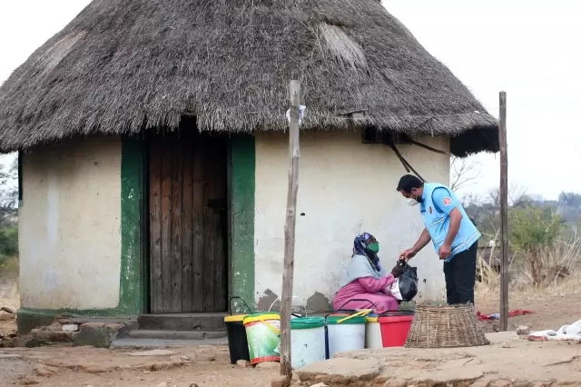 Türkiye Diyanet Vakfı, Zimbabve'de 116 bin 200 kişiye kurban eti ulaştırdı