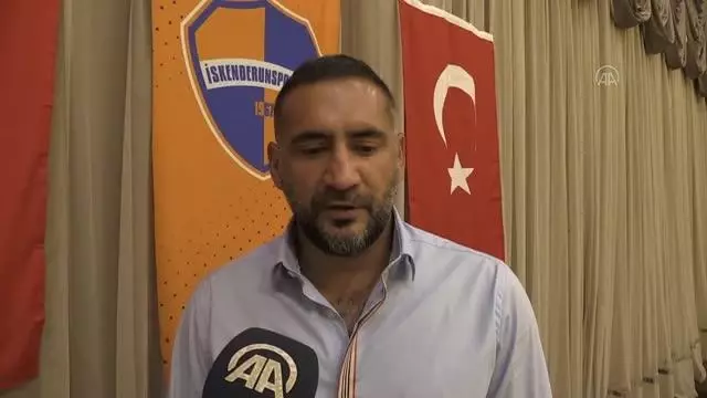 Ümit Karan, çocukluğunda maçlarını izlediği İskenderunspor'la şampiyonluk yaşama hedefinde