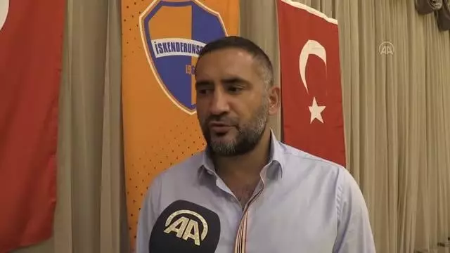 Ümit Karan, çocukluğunda maçlarını izlediği İskenderunspor'la şampiyonluk yaşama hedefinde