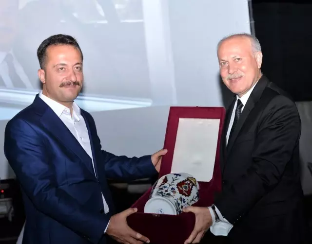 Vali Bilal Şentürk, Bilecik'e veda etti Vali Bilal Şentürk, Bilecik'e veda etti