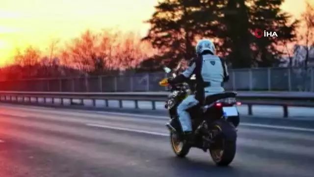 Vali Yerlikaya motosikleti ile memleketine gitti Vali Yerlikaya motosikleti ile memleketine gitti