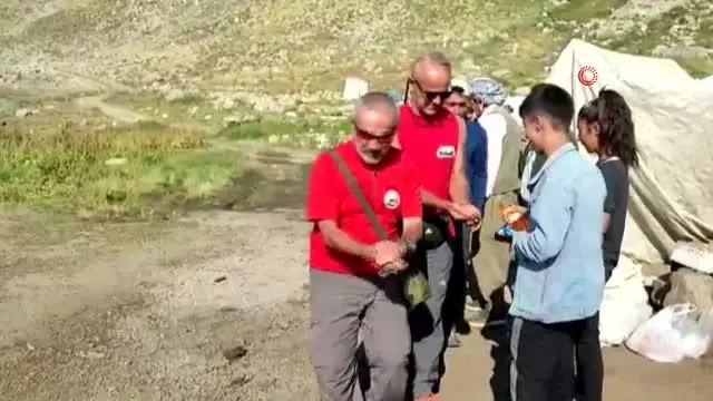 Yaylacılara sürpriz bayram ziyareti
