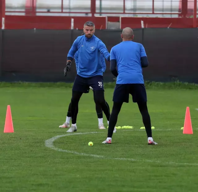 Adana Demirspor'un Bolu kampı devam ediyor