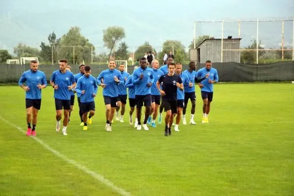 SPOR Adana Demirsporlu Metehan'dan Balotelli ve Belhanda yorumu