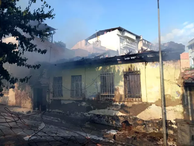 Balonları uçurmak isterken, mahalleyi havaya uçuruyorlardı