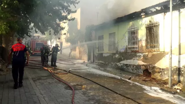 Balonları uçurmak isterken, mahalleyi havaya uçuruyorlardı