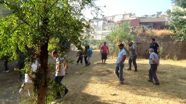 Balonları uçurmak isterken, mahalleyi havaya uçuruyorlardı