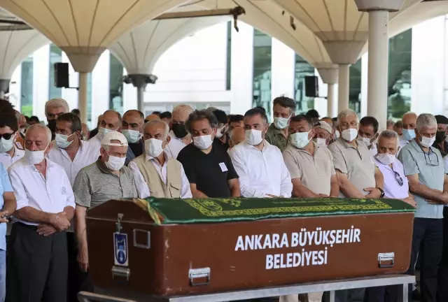 Başkentte kaybolduktan sonra ölü bulunan tıp fakültesi öğrencisinin cenazesi defnedildi