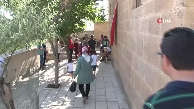 Bayram tatilinde vatandaşlar Harput'a akın etti