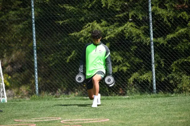 Bursaspor yeni sezon hazırlıklarına Bolu'da devam ediyor