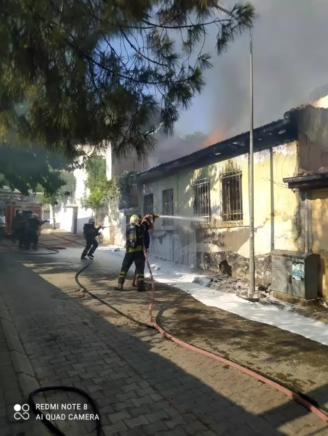 Büyükşehir itfaiyesi günü yoğun geçirdi
