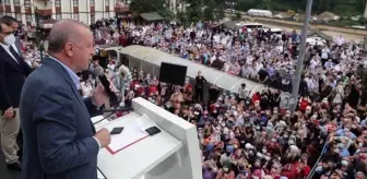 Cumhurbaşkanı Erdoğan selin vurduğu Rize'de vatandaşlara seslendi: 1 yılda 550 konut inşa edeceğiz