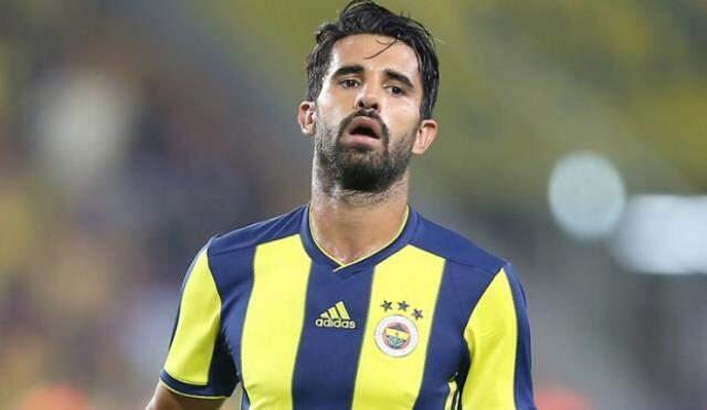 Eski Fenerbahçeli Alper Potuk eleştirilere patladı: Herkes işine baksın Eski Fenerbahçeli Alper Potuk eleştirilere patladı: Herkes işine baksın