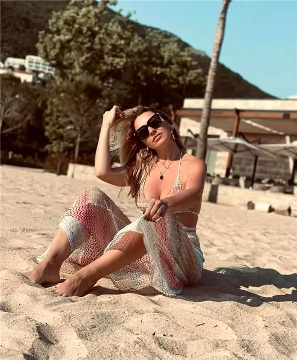 Hadise sevgilisi Mehmet Dinçerler'in çektiği fotoğrafları yayınladı