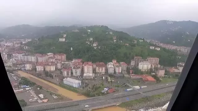 Son dakika! İçişleri Bakanı Soylu, selin etkili olduğu alanları havadan inceledi