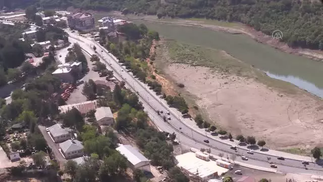 Son dakika haberleri | Jandarma ve emniyet ekipleri helikopterle bayram trafiğini denetledi