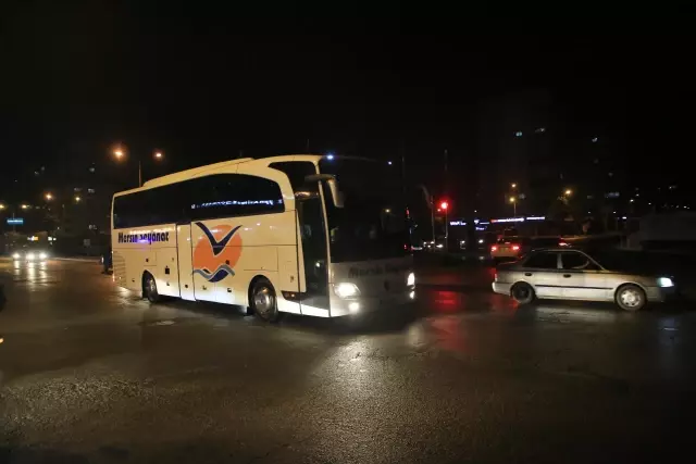 Tatilcilerin dönüş yoğunluğu sürüyor