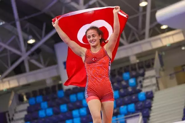Muğla'nın altın kızı Selvi