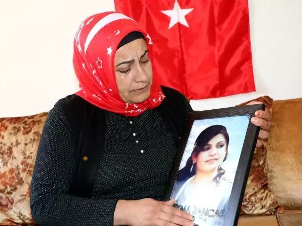PKK'NIN KAÇIRDIĞI KIZINA SESLENDİ GEL TESLİM OL, 21'İNCİ BAYRAMI SENSİZ GEÇİRİYORUM