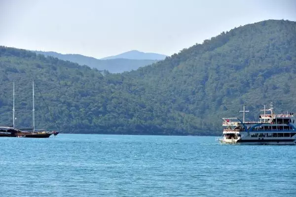 'SAKİN ŞEHİR AKYAKA'NIN NÜFUSU BAYRAMDA 20 KAT ARTTI