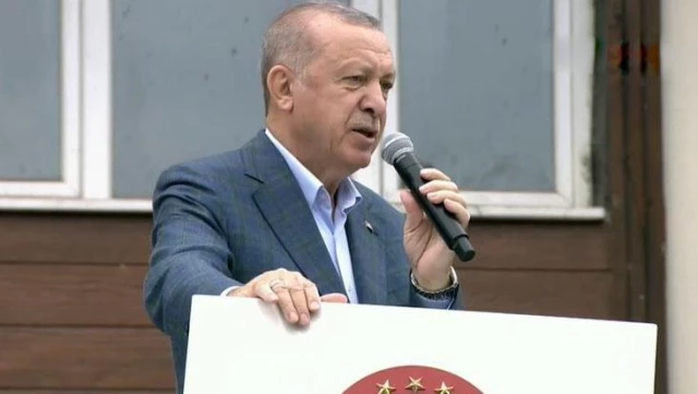 Cumhurbaşkanı Erdoğan selin vurduğu Rize'de vatandaşlara seslendi: 1 yılda 550 konut inşa edeceğiz