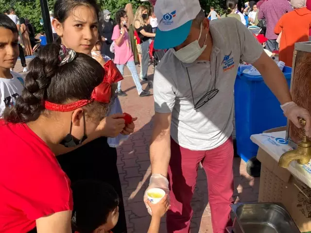 Son dakika haber: Sultangazili çocuklar bayramda eğlenceye doyuyor