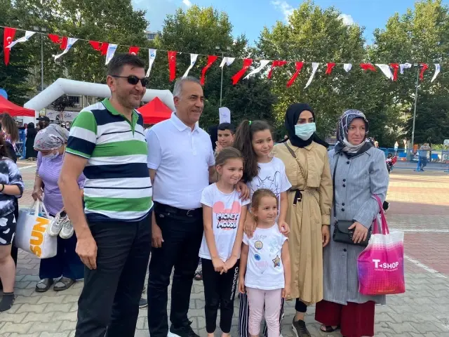 Son dakika haber: Sultangazili çocuklar bayramda eğlenceye doyuyor