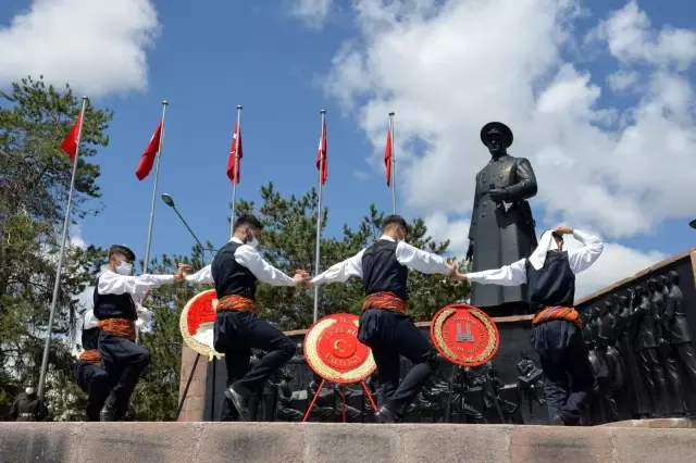 Tarihi kongre 102 yıl sonra canlandırıldı