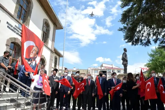 Tarihi kongre 102 yıl sonra canlandırıldı