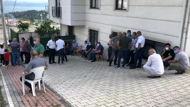 Son dakika haber... 1 kişinin öldüğü, 4 kişinin yaralandığı bıçaklı saldırının görüntüleri ortaya çıktı