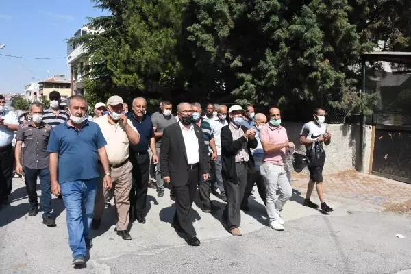 30 BİN NÜFUSLU MAHALLEDE 'SEMT PAZARIMIZ KURDURULMUYOR İDDİASI