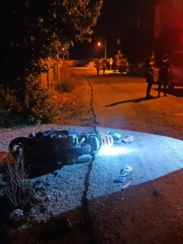 Kazada hayatını kaybeden motosiklet sürücüsü genç kızın cenazesi yakınlarına teslim edildi