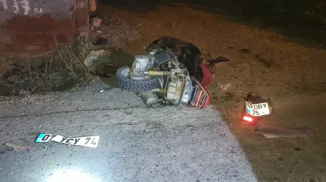 Kazada hayatını kaybeden motosiklet sürücüsü genç kızın cenazesi yakınlarına teslim edildi