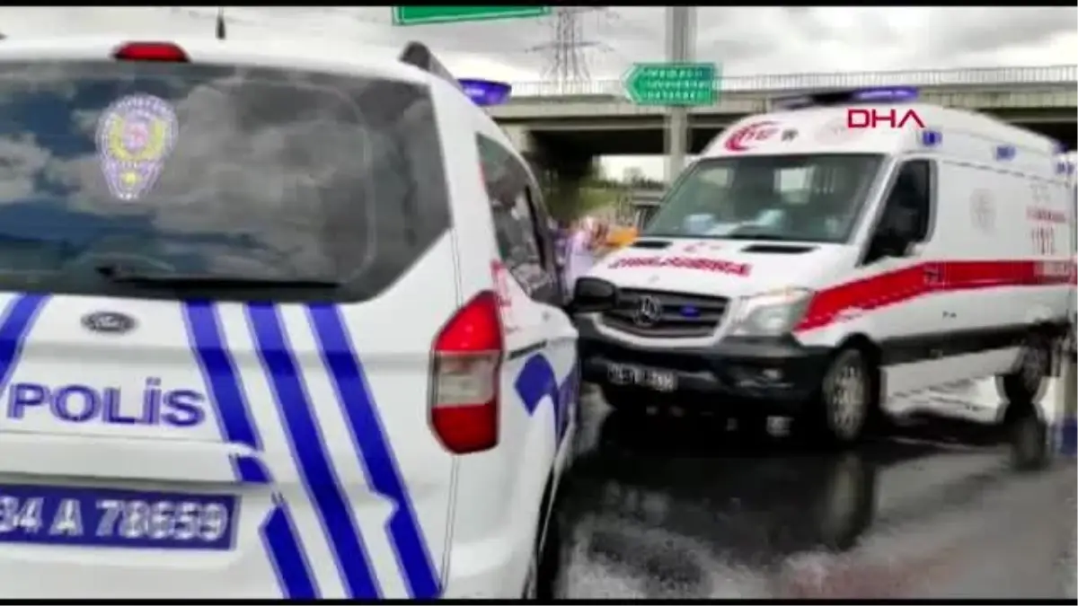 ESENLER'DE KAZAYI KONTROL ETMEK İÇİN OTOMOBİLDEN İNEN YOLCUYA MİNİBÜS ÇARPTI